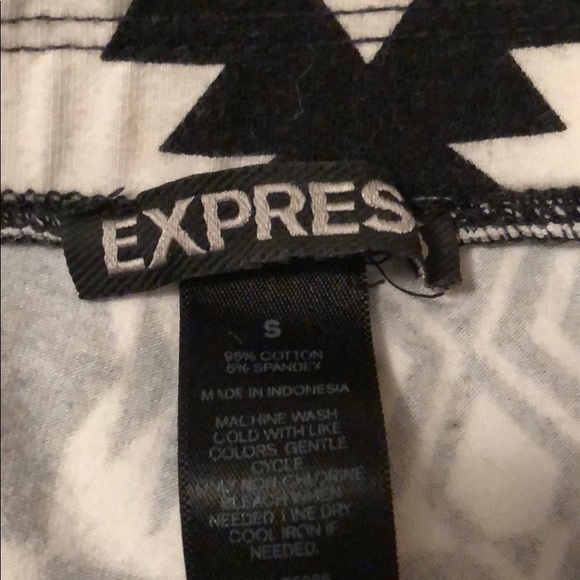 Used express size small leggings - Picture 3 of 4